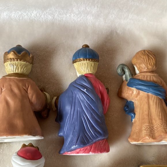 ✝️ Eleven Piece Nativity Set - Picture 14 of 16